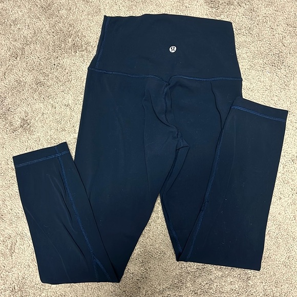 Lululemon Align Leggings 23”. Size 4 - Picture 1 of 4
